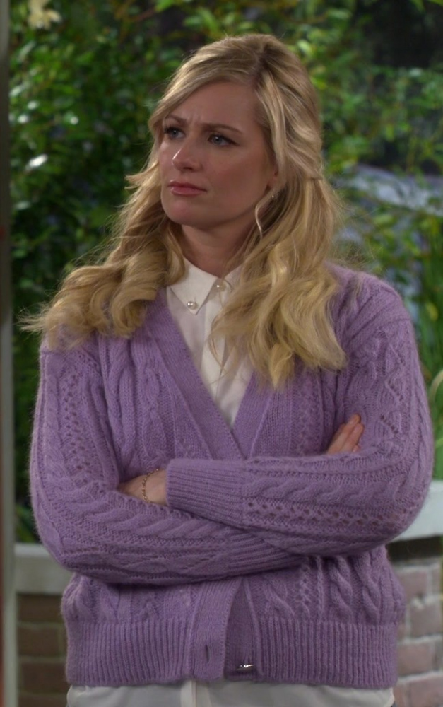purple chunky cable-knit sweater - Beth Behrs (Gemma Johnson) - The Neighborhood TV Show