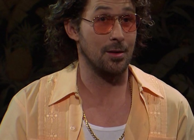 Classic Gold Chunky Chain Necklace of Ryan Gosling as Guest