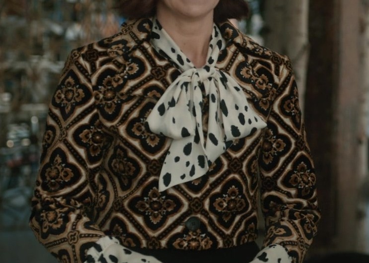 Baroque Golden Filigree Print Jacket of Carrie Preston as Elsbeth Tascioni