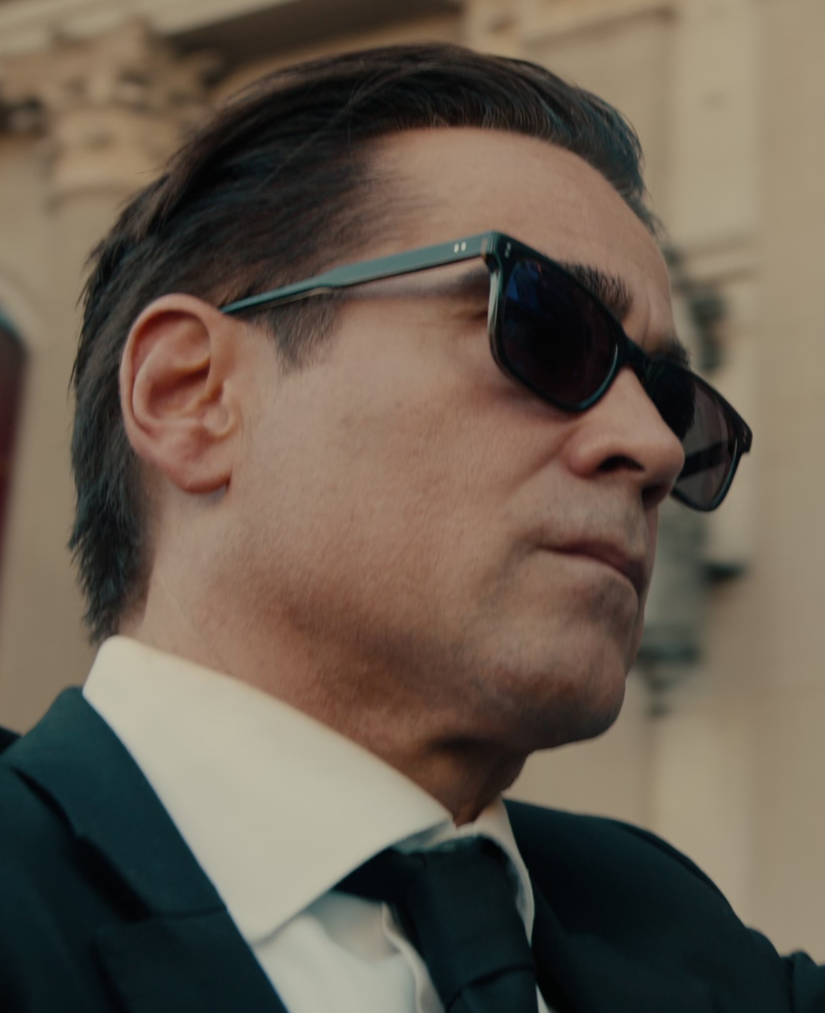 Black Wayfarer Sunglasses of Colin Farrell as John Sugar