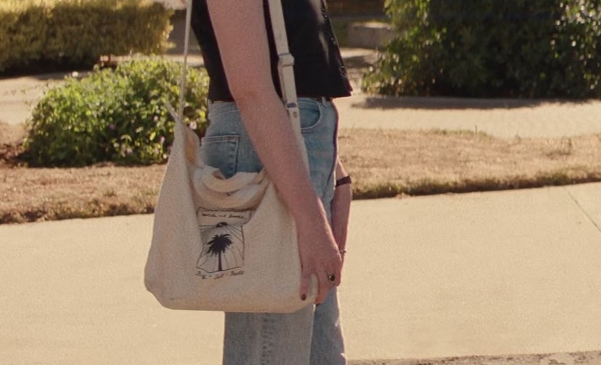 High-Waisted Light Wash Straight Leg Jeans of Lucy Boynton as Harriet