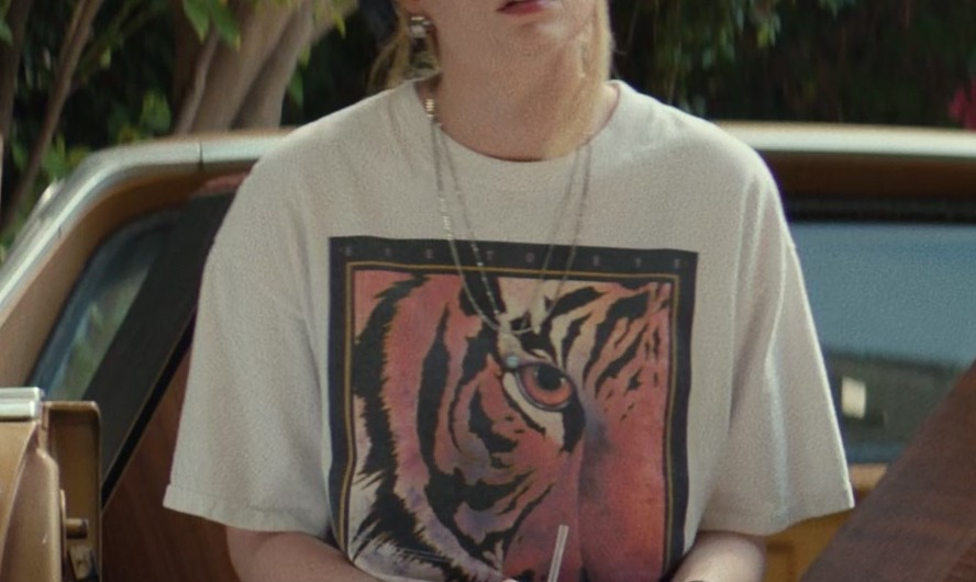 Oversized White Tiger Graphic Tee of Lucy Boynton as Harriet