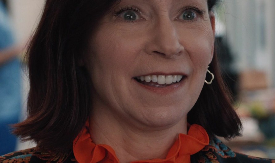 Vintage-Inspired Frog Brooch of Carrie Preston as Elsbeth Tascioni
