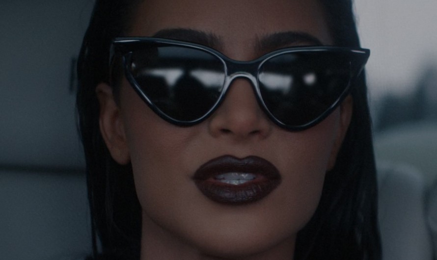 Black Cat-Eye Sunglasses of Kim Kardashian as Siobhan Corbyn