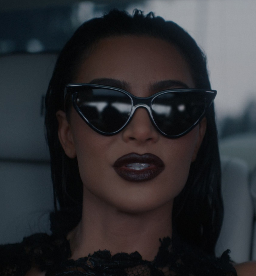black cat-eye sunglasses - Kim Kardashian (Siobhan Corbyn) - American Horror Story TV Show