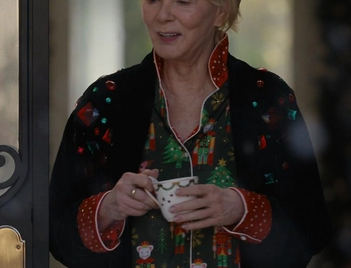 Black Festive Robe of Jean Smart as Deborah Vance