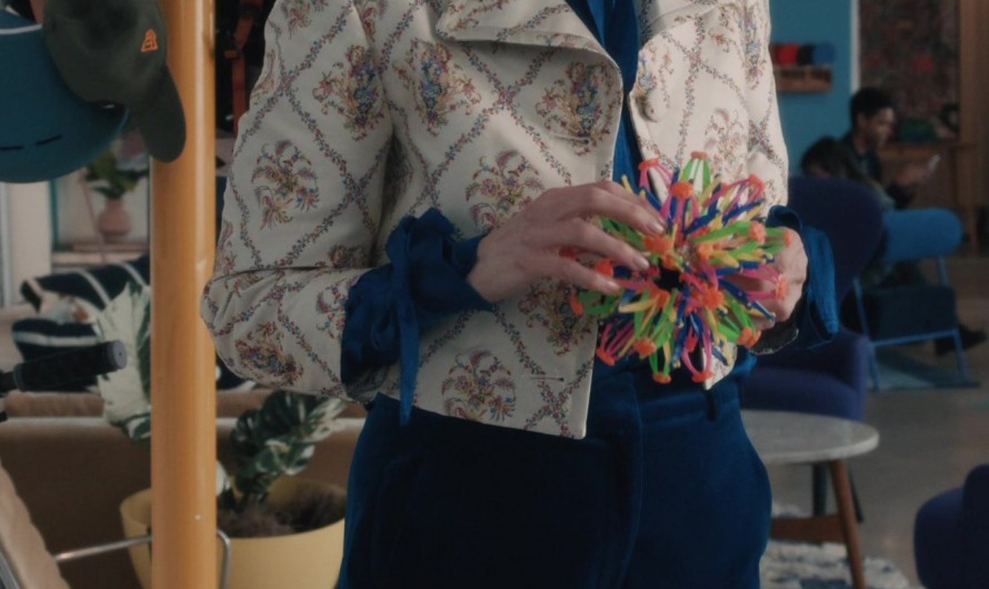 Blue Velvet Pants of Carrie Preston as Elsbeth Tascioni
