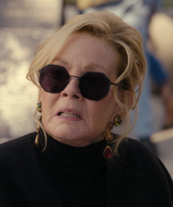 Hexagon Sunglasses of Jean Smart as Deborah Vance