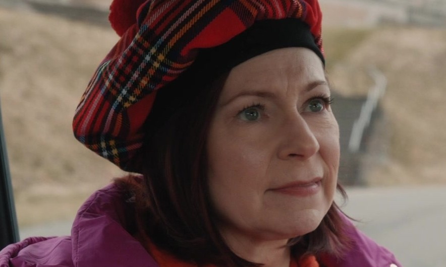 Red Tartan Beret with Pom-Pom of Carrie Preston as Elsbeth Tascioni