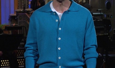 #1851 – Saturday Night Live Season 49 Episode 20 (Timestamp – 00h 30m 50s)