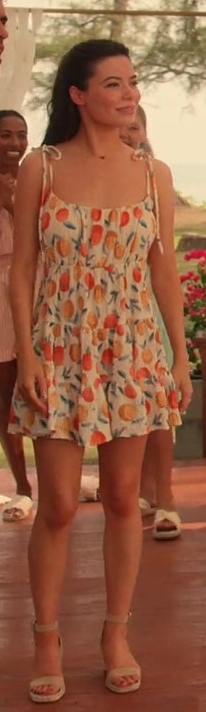 fruit print mini dress - Miranda Cosgrove (Emma) - Mother of the Bride (2024) Movie