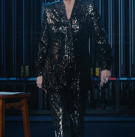Sequin Long Sleeve Top with Matching Pants of Jean Smart as Deborah Vance
