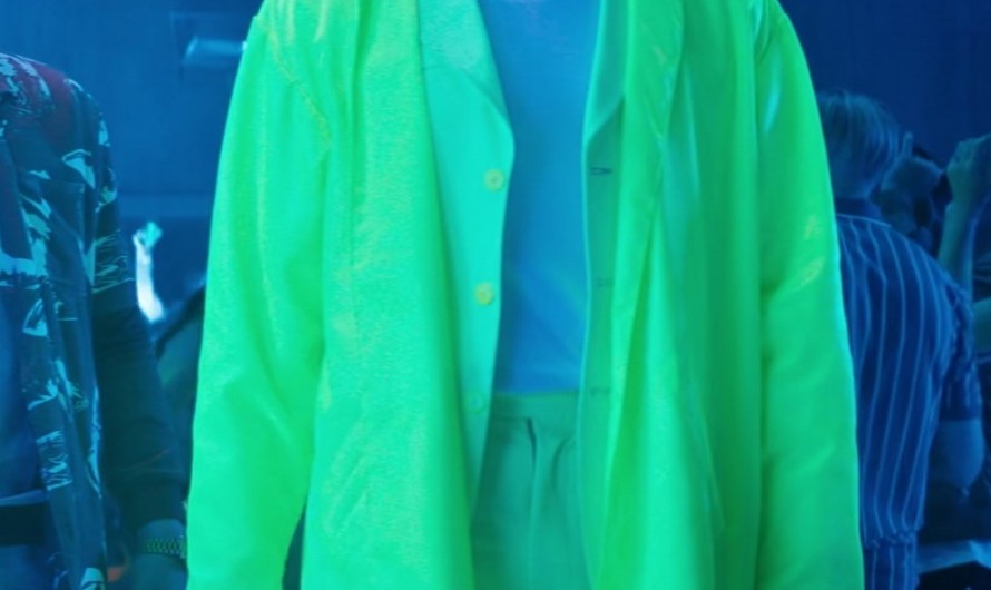 Neon Green Coat of Ryan Gosling as Colt Seavers