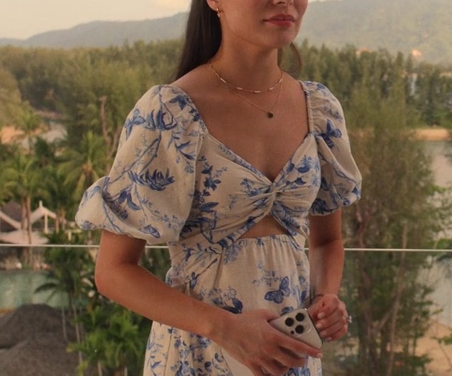 Blue and White Nature Pattern Summer Dress of Miranda Cosgrove as Emma