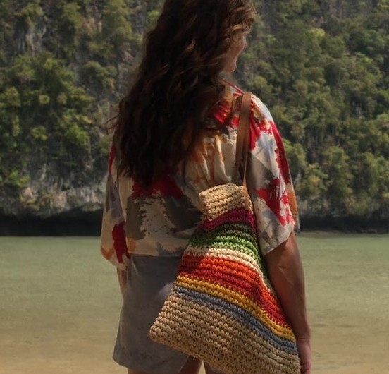 Rainbow Color Crocheted Shoulder Bag of Brooke Shields as Lana