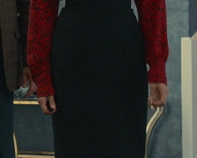 Black Knee-Length Pencil Skirt of Nina Dobrev as Amanda