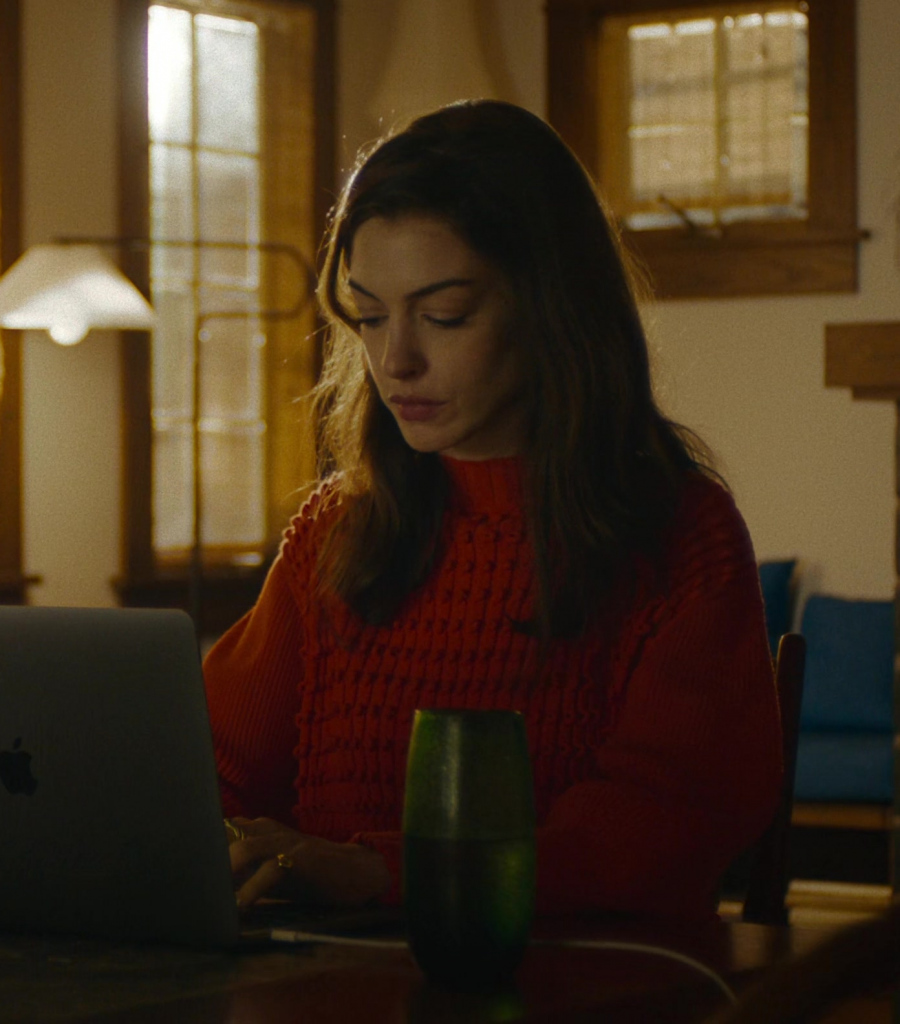 vibrant red textured top - Anne Hathaway (Solène) - The Idea of You (2024) Movie