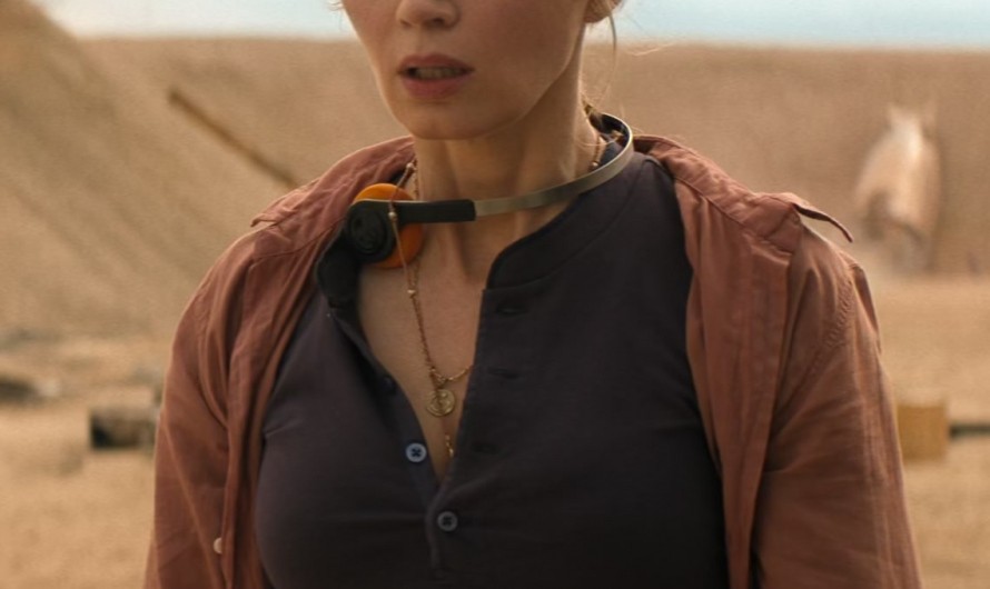 Deep Navy Blue Henley Top of Emily Blunt as Jody Moreno