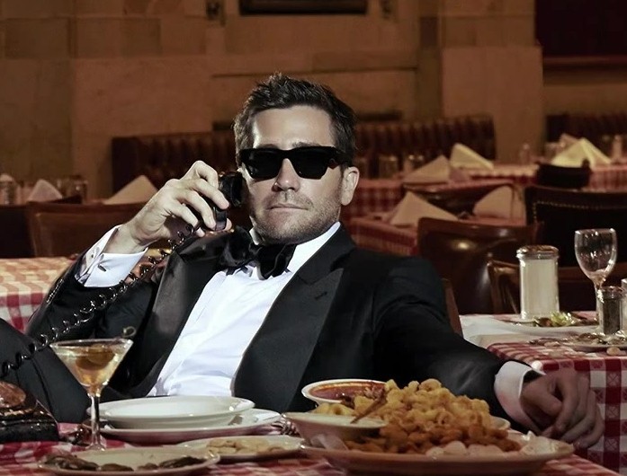 Wayfarer Black Frame Sunglasses of Jake Gyllenhaal as Guest
