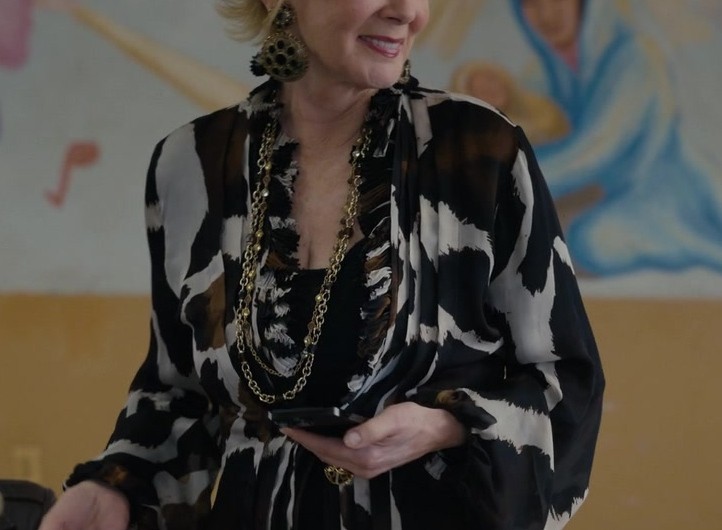 Black and White Abstract Print Silk Blouse of Jean Smart as Deborah Vance