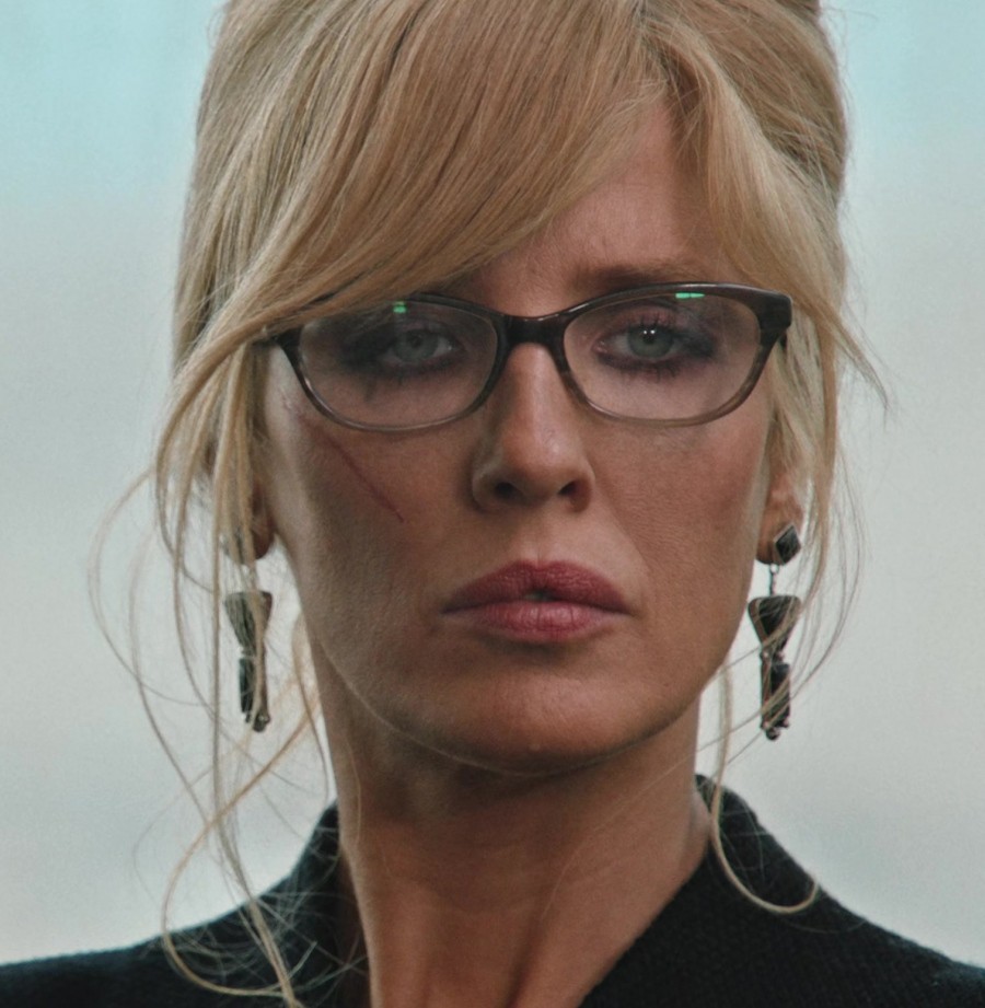 Cat-Eye Glasses of Kelly Reilly as Bethany "Beth" Dutton