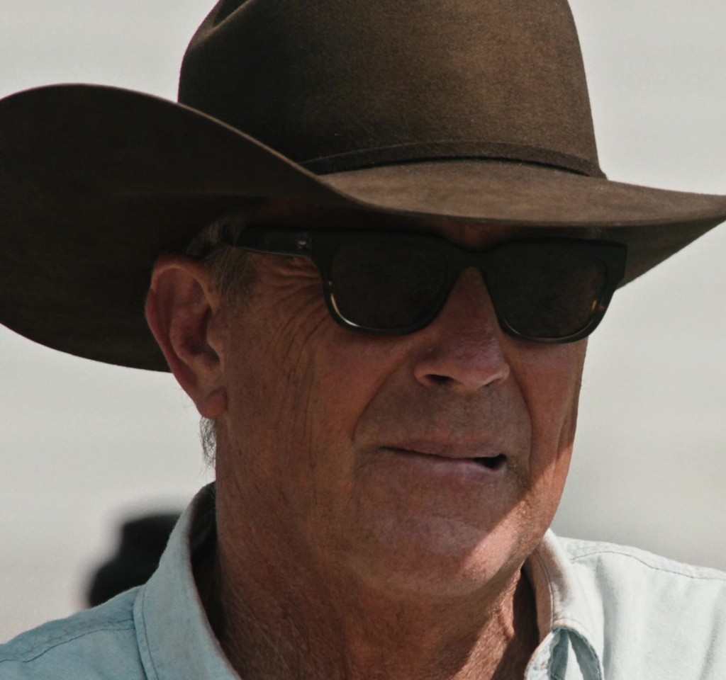 square sunglasses - Kevin Costner (John Dutton III) - Yellowstone TV Show