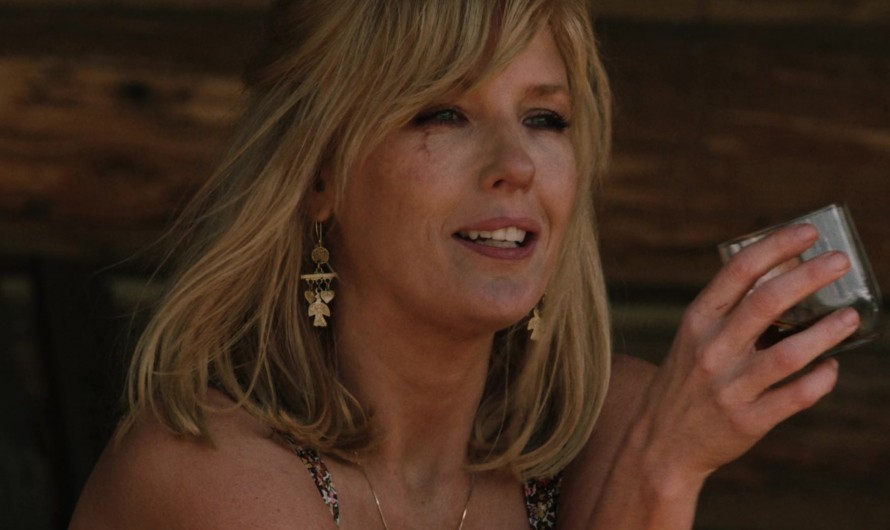 Vintage-Inspired Bird Dangle Earrings of Kelly Reilly as Bethany “Beth” Dutton