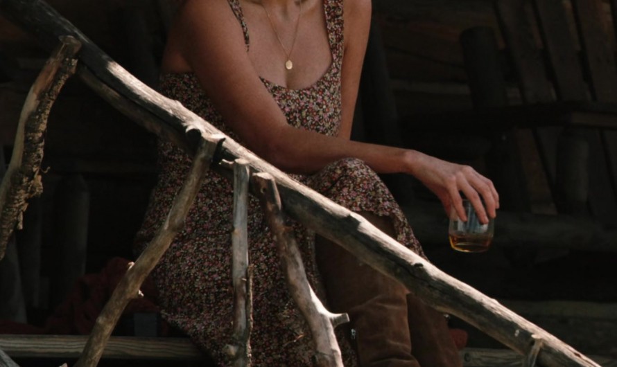 Floral Print Midi Dress of Kelly Reilly as Bethany “Beth” Dutton