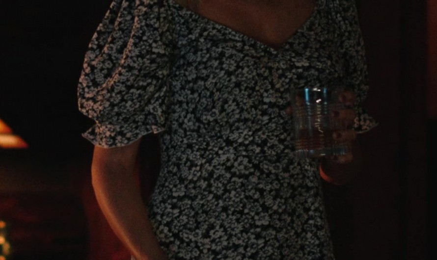 Floral Midi Dress with Puff Sleeves of Kelly Reilly as Bethany “Beth” Dutton