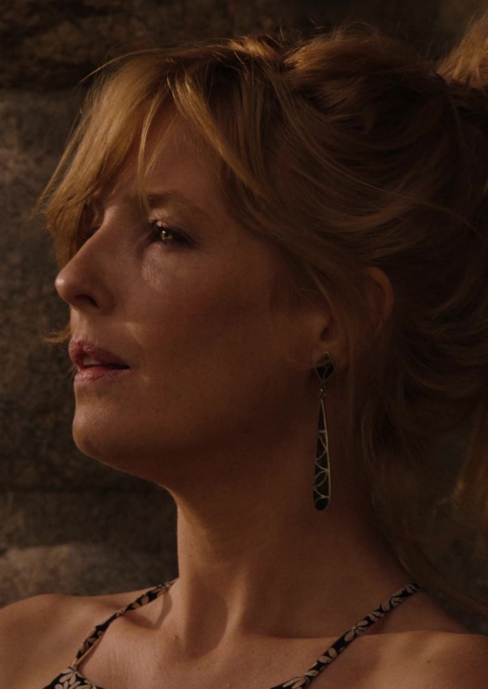 Geometric Pattern Long Earrings of Kelly Reilly as Bethany "Beth" Dutton