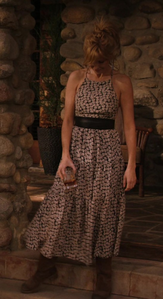 Romantic Vintage Floral Sundress of Kelly Reilly as Bethany "Beth" Dutton