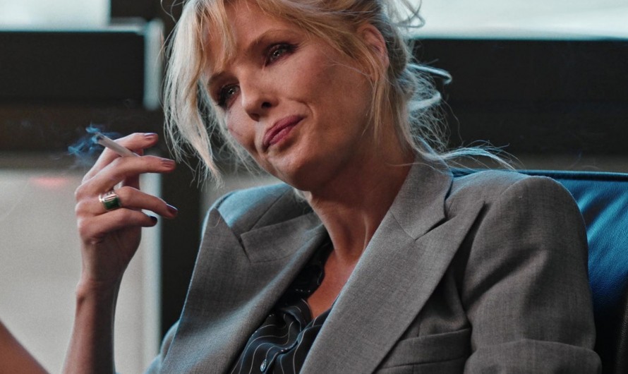 Grey Blazer of Kelly Reilly as Bethany “Beth” Dutton