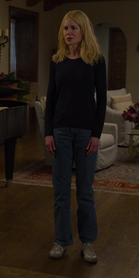 dark blue straight leg jeans - Nicole Kidman (Brooke Harwood) - A Family Affair (2024) Movie