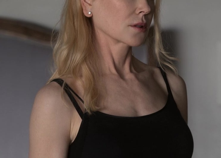 Black Tank Top of Nicole Kidman as Brooke Harwood