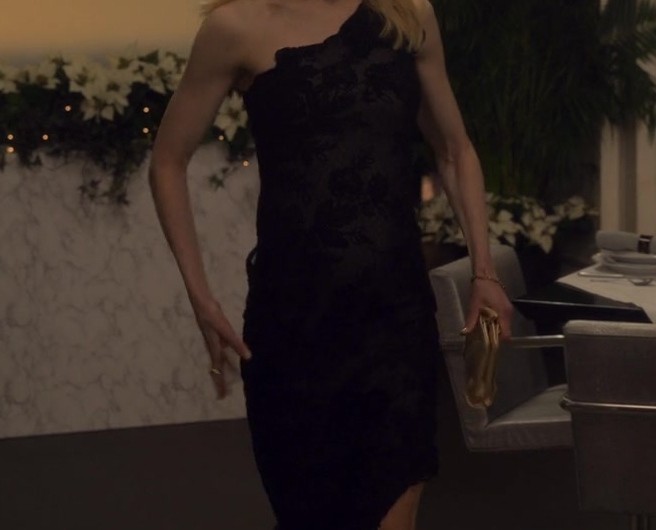 Black One-Shoulder Floral Lace Cocktail Dress of Nicole Kidman as Brooke Harwood