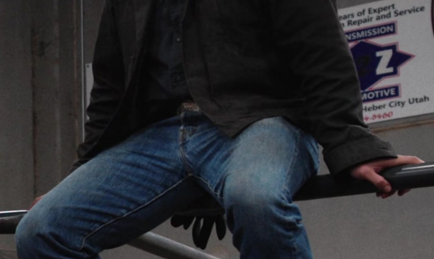 Brown Cowboy Boots of Cole Hauser as Rip Wheeler