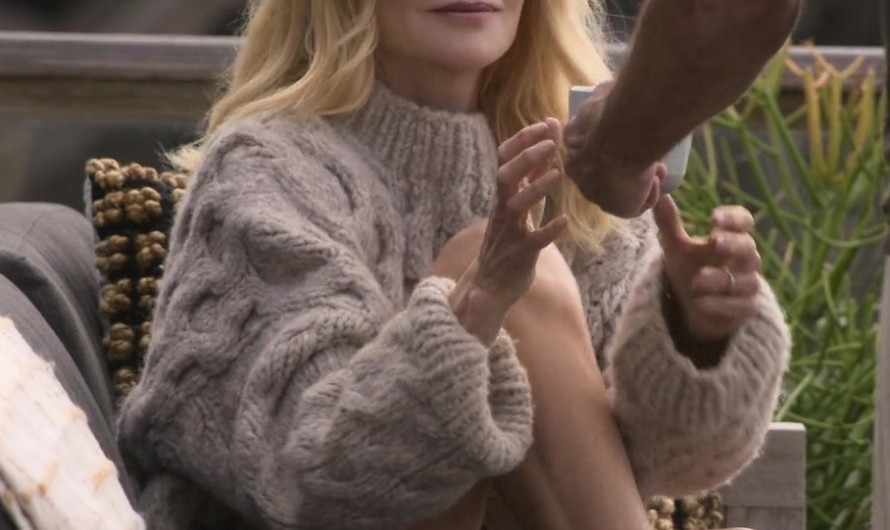 Oversized Cable Knit Sweater of Nicole Kidman as Brooke Harwood