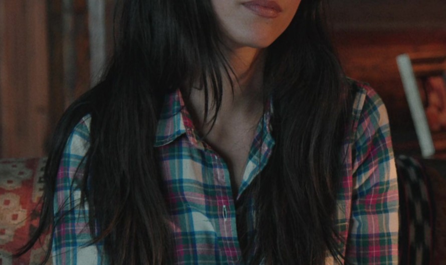Checkered Flannel Shirt of Kelsey Asbille as Monica Long Dutton