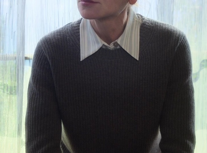 Grey Knit Sweater of Nicole Kidman as Brooke Harwood
