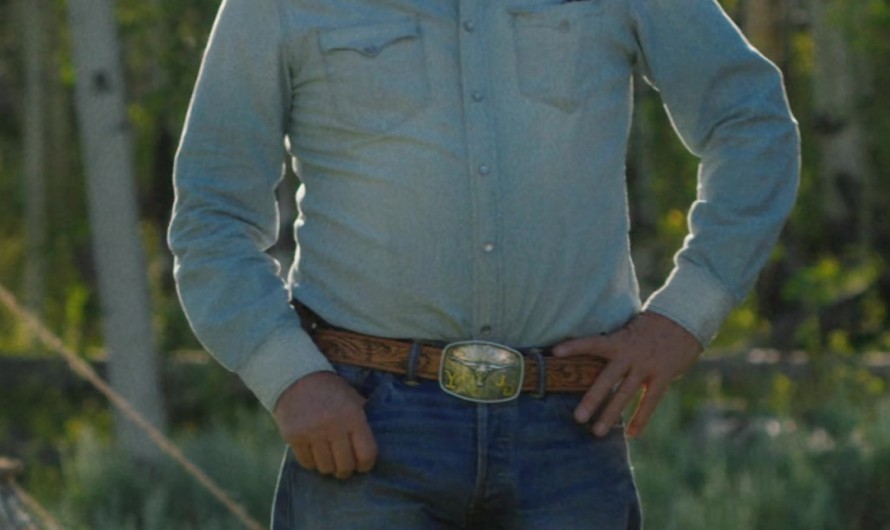 Western Style Blue Denim Shirt of Kevin Costner as John Dutton III