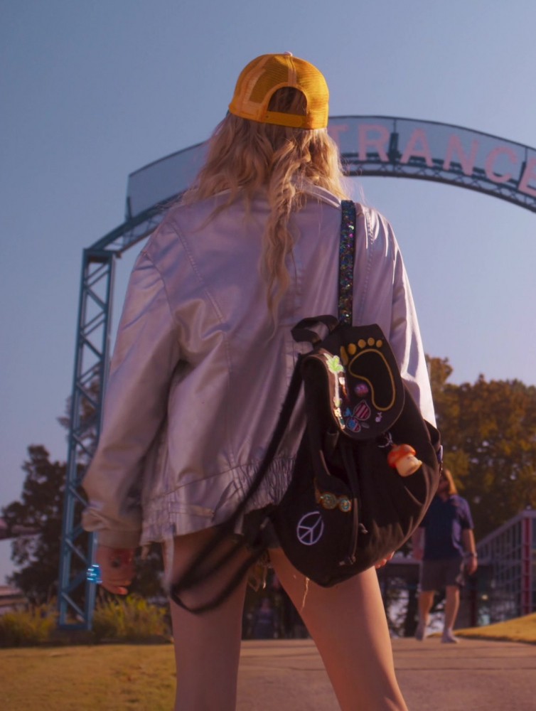 Black Backpack with Fun Patches and Peace Sign of Emma Roberts as Rex Simpson