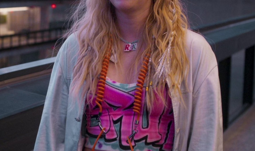 Metallic Oversized Jacket of of Emma Roberts as Rex Simpson