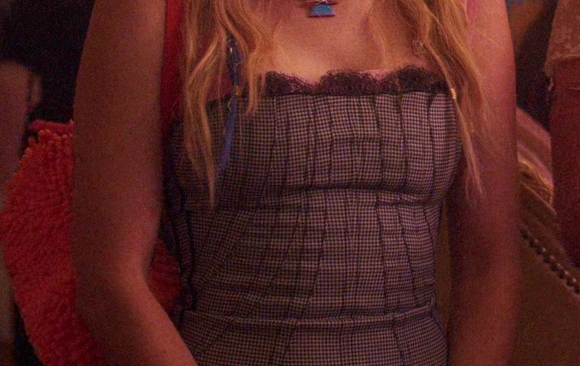 Checkered Mini Dress with Delicate Lace Trim of Emma Roberts as Rex Simpson