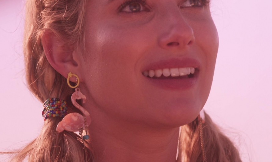Pink Flaming Earrings of Emma Roberts as Rex Simpson