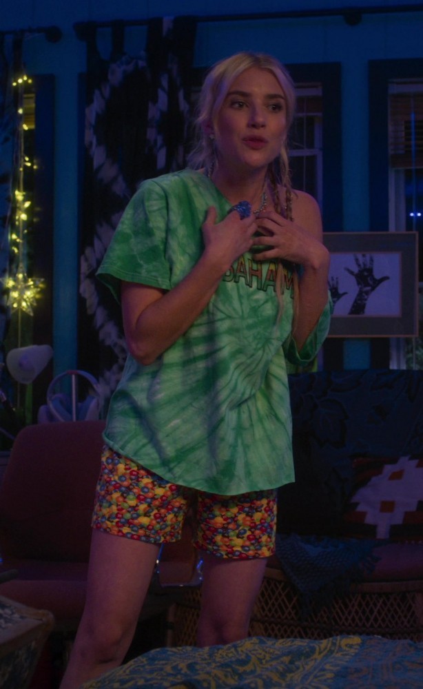 M&M's Candies Print Shorts of Emma Roberts as Rex Simpson