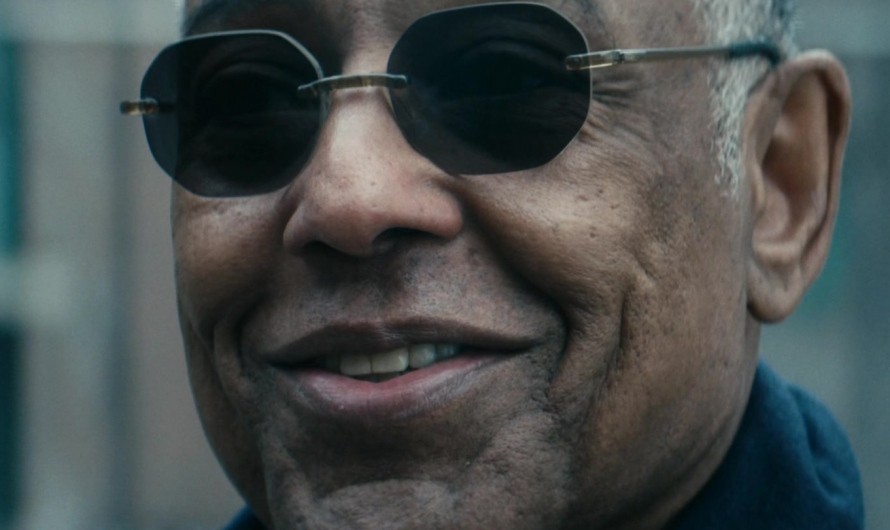 Oval Sunglasses of Giancarlo Esposito as Stan Edgar
